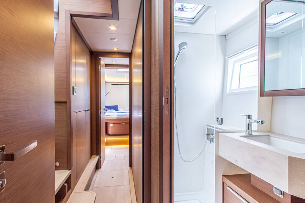 Lagoon 46 Velvet Breeze