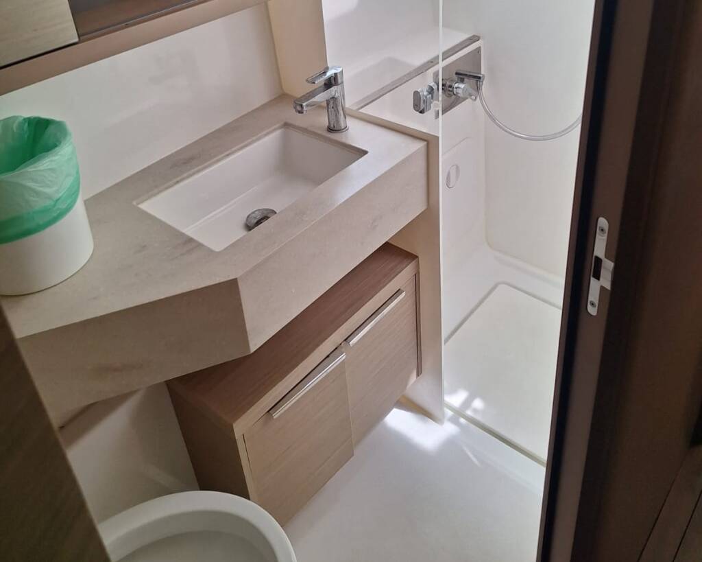 Lagoon 46 BOATYLICIOUS