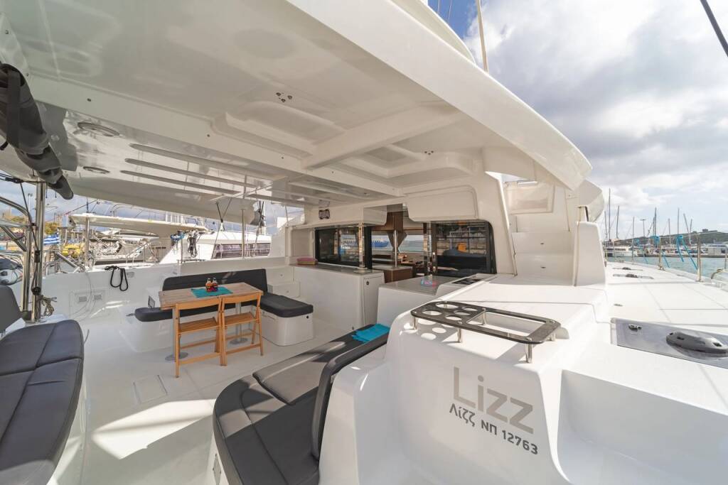 Catamaran Lagoon 46 Lizz
