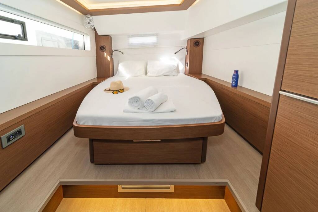 Catamaran Lagoon 46 Lizz