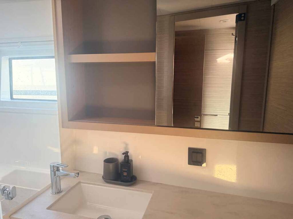 Lagoon 46 New Horizons