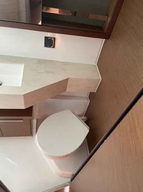 Lagoon 46 Cavo D Oro