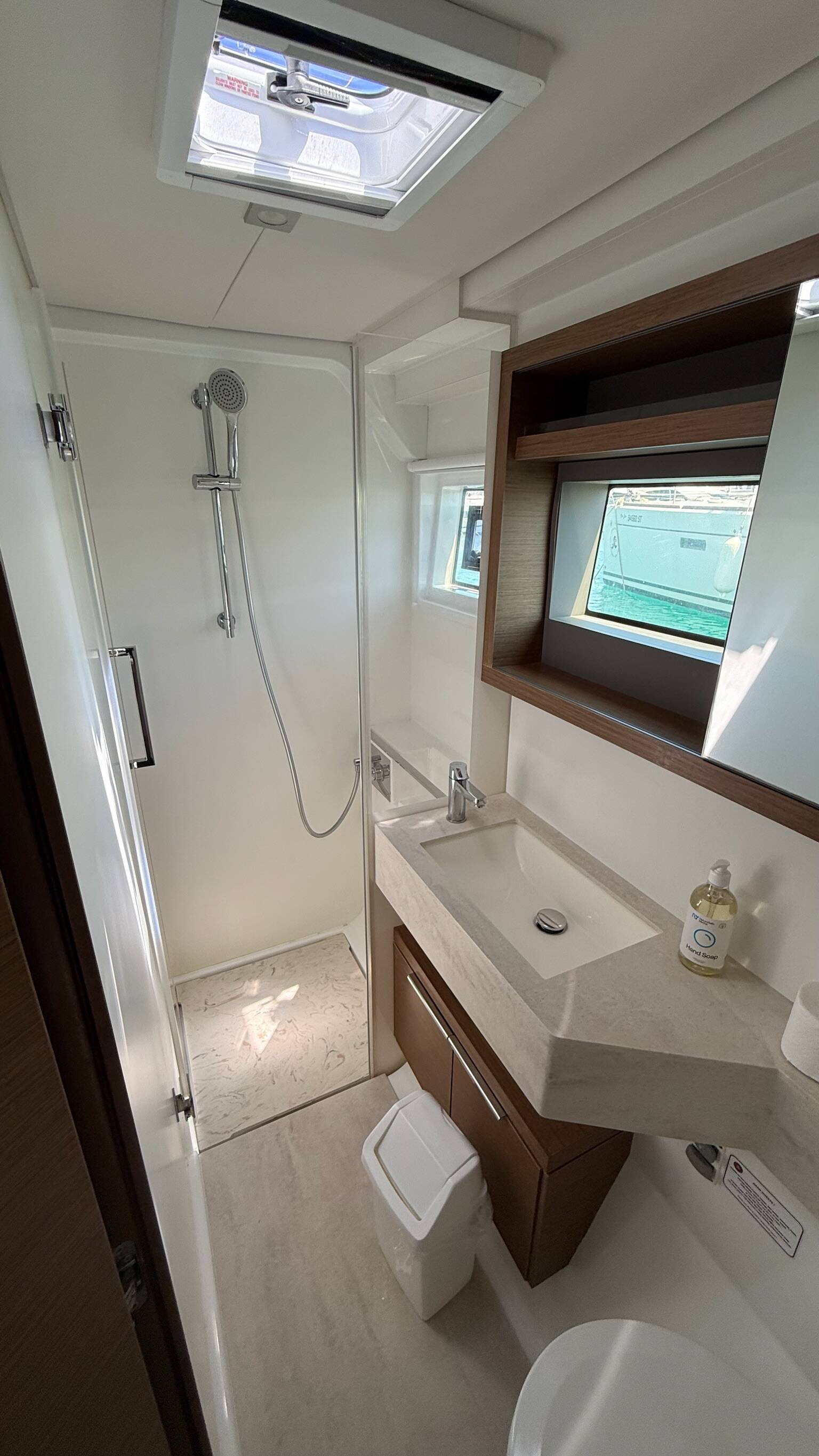 Lagoon 50 Sail La Vie