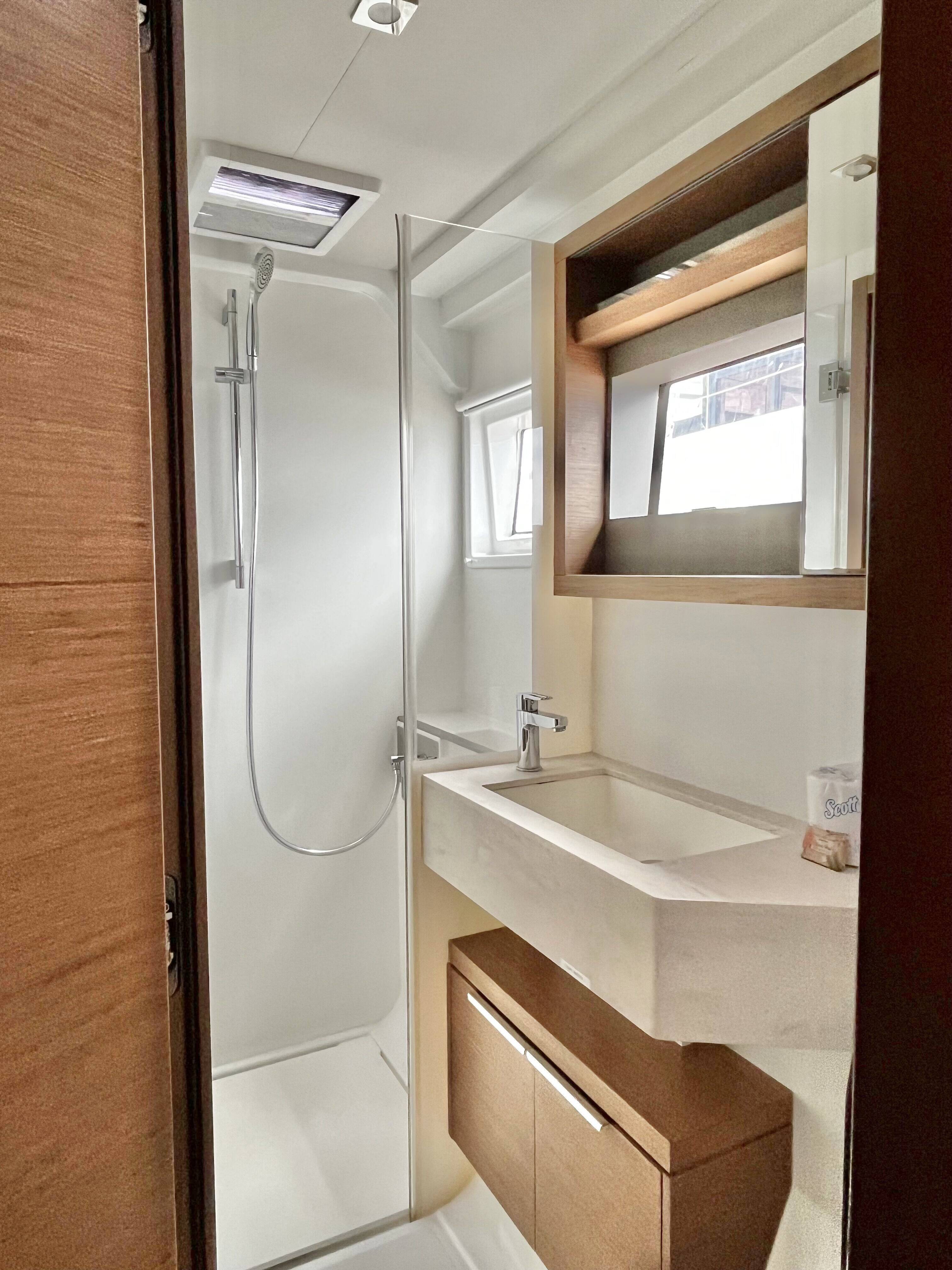 Lagoon 50 Out of the Blue