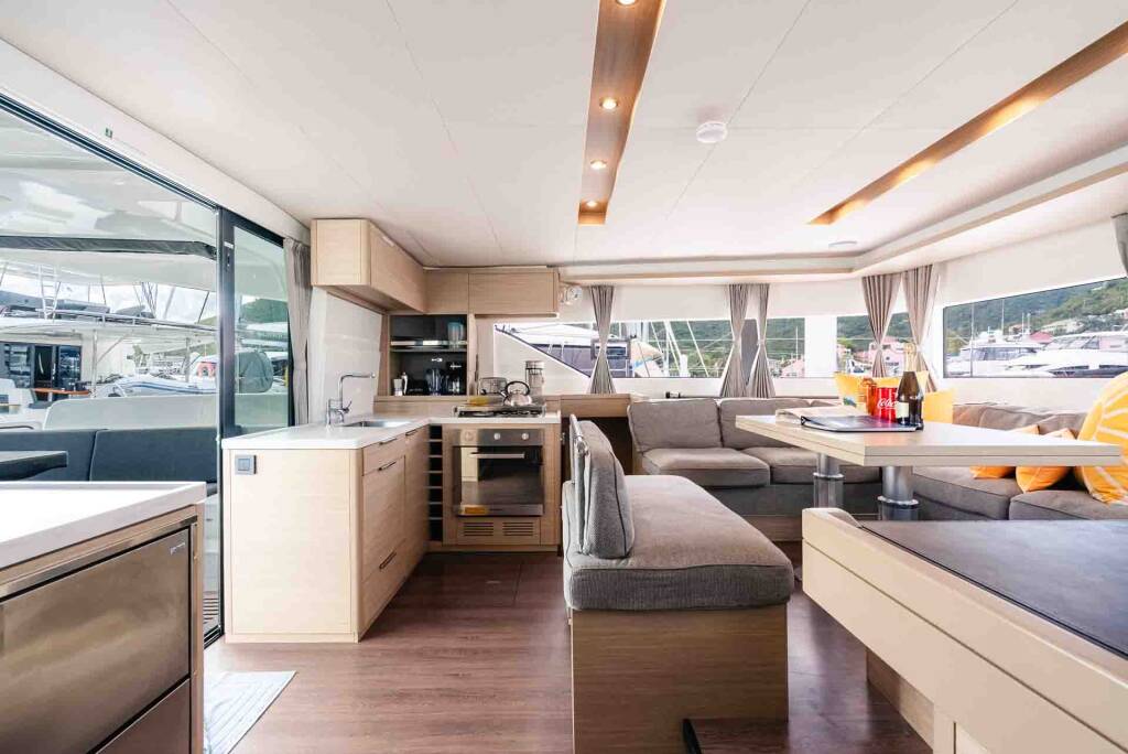 Lagoon 51 OW Moondance