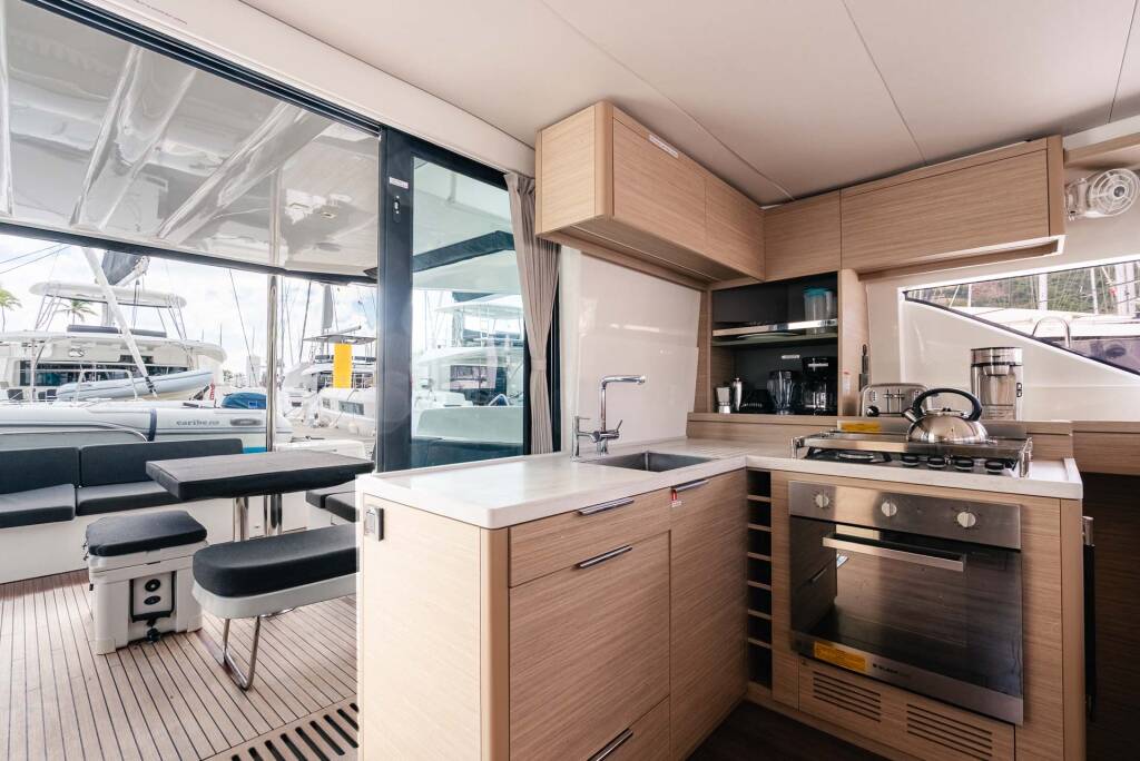 Lagoon 51 OW Moondance