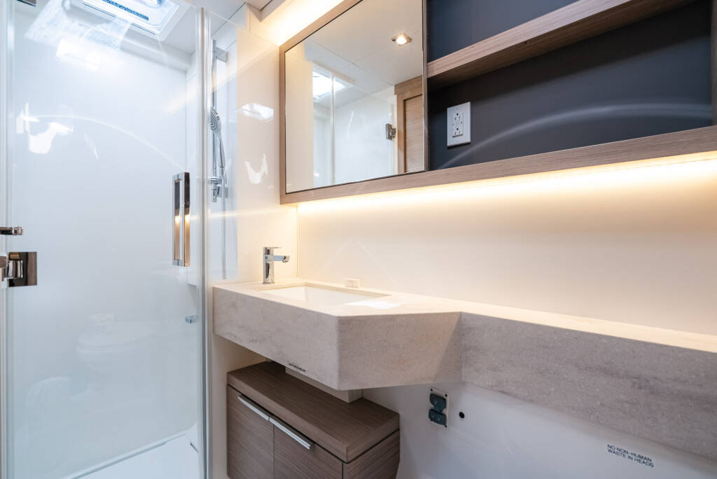 Lagoon 51 OW Moondance