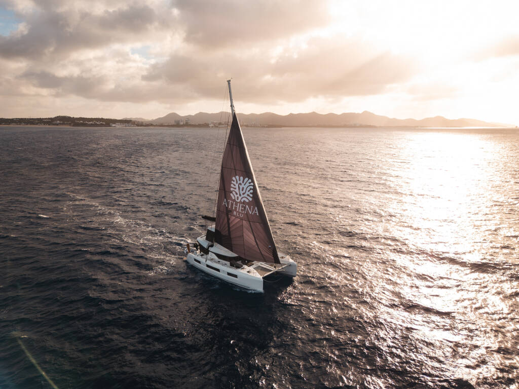 Lagoon 51 Athena Blu