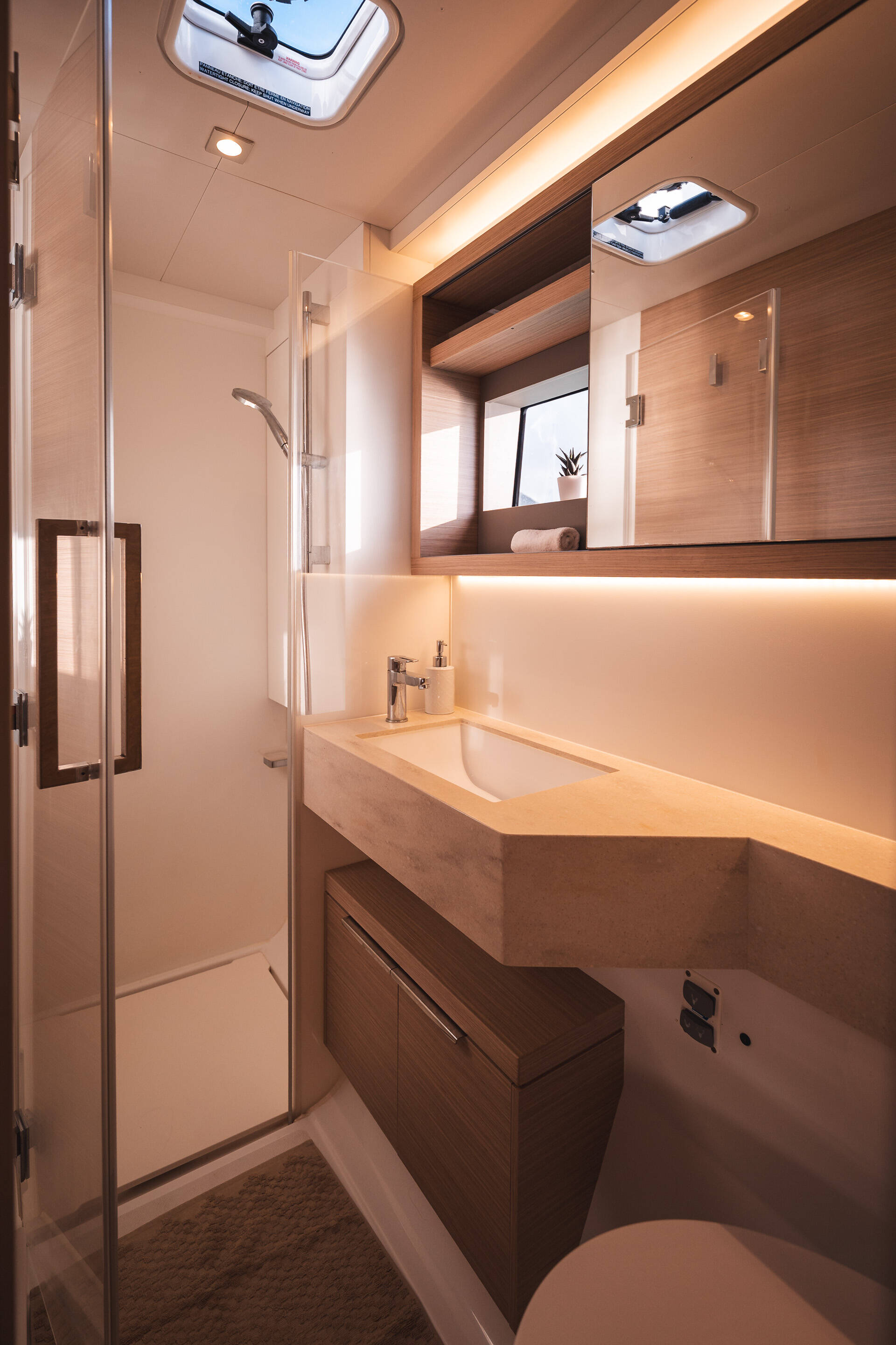 Lagoon 51 Athena Blu