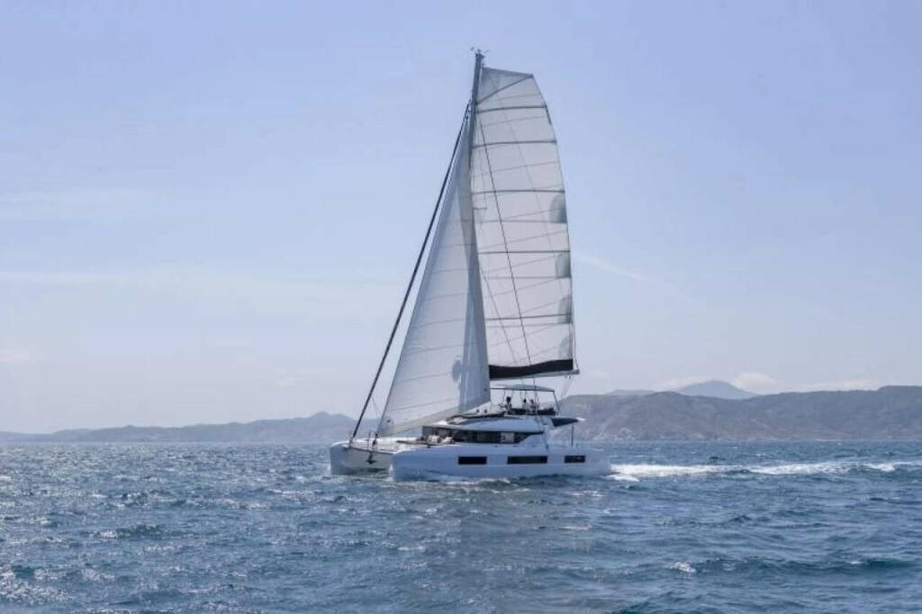 Katamaran Lagoon 51 Athena Blu