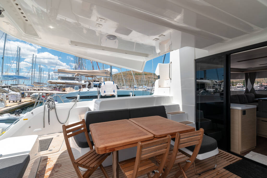 Lagoon 51 All For Love