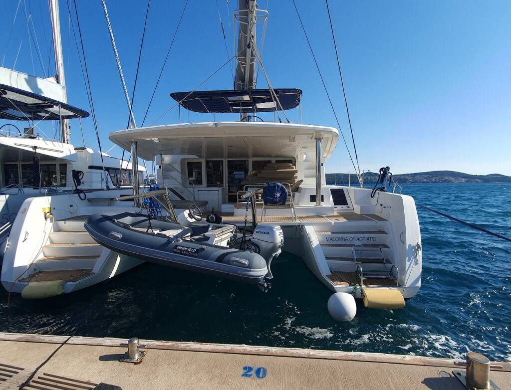 Catamaran Lagoon 52 F 