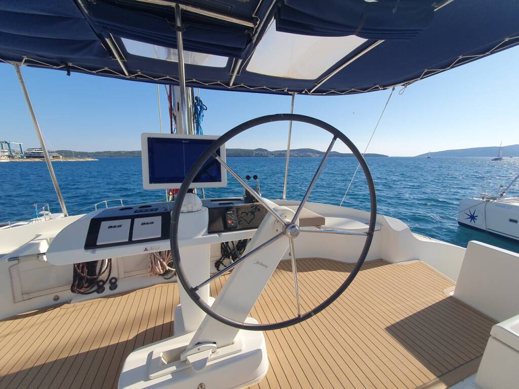 Catamaran Lagoon 52 F 