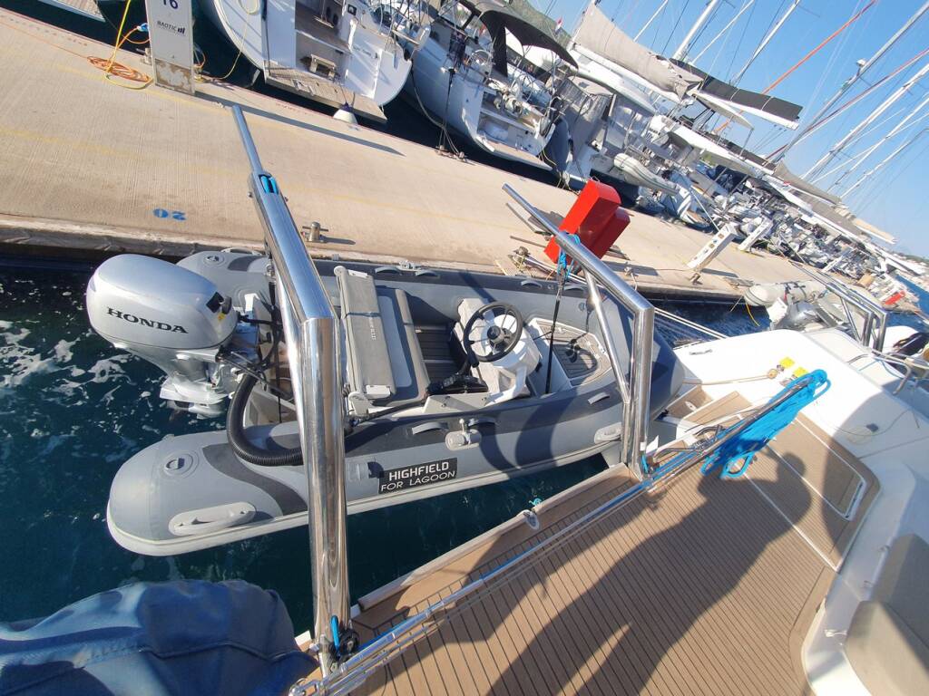 Catamaran Lagoon 52 F 