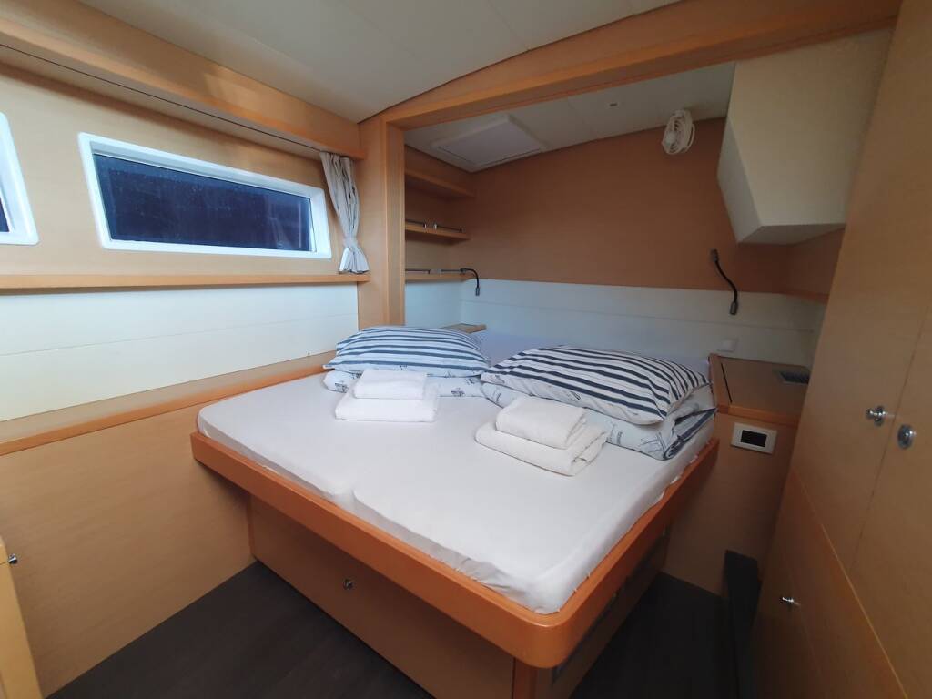 Catamaran Lagoon 52 F 