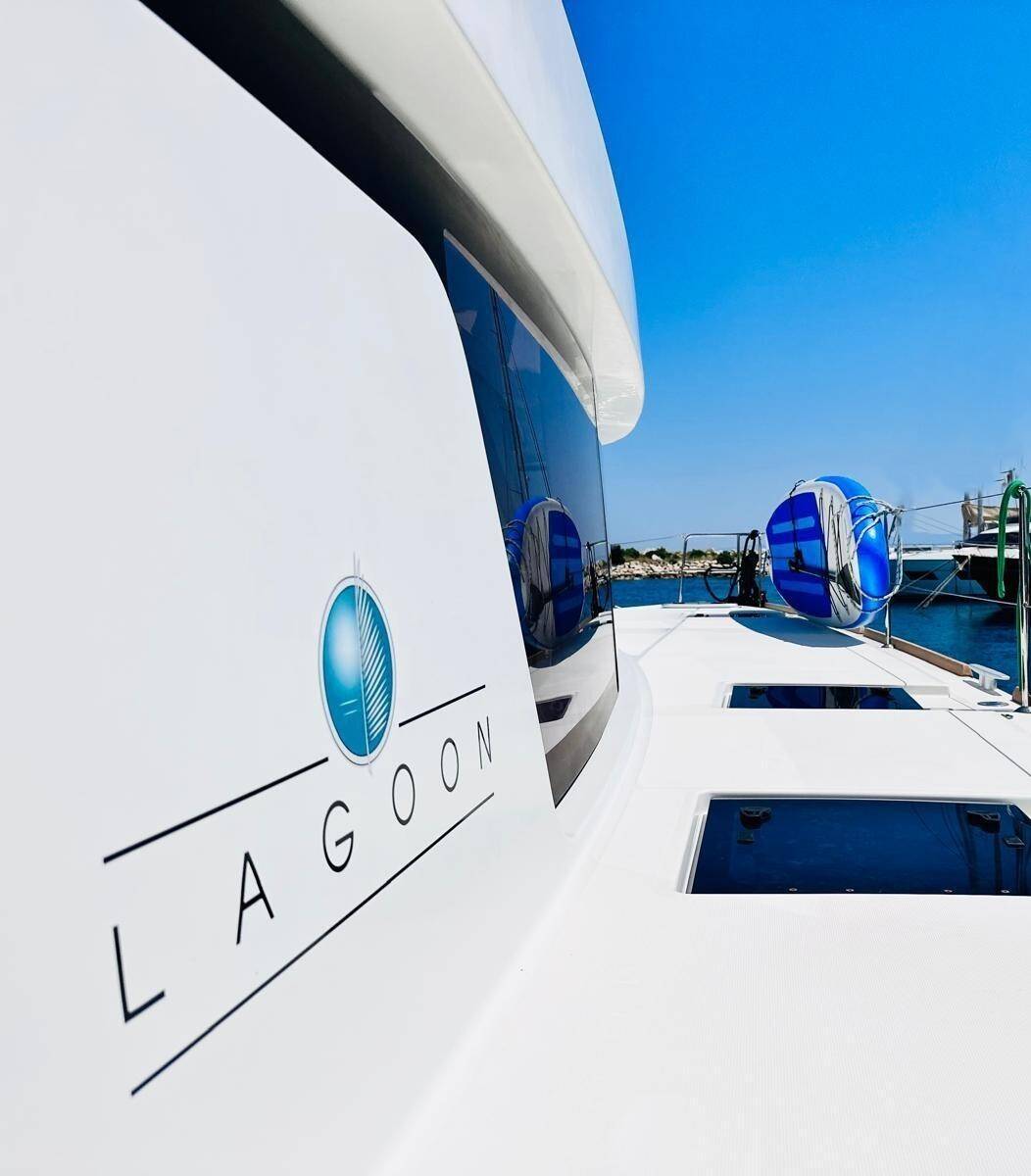 Lagoon 52 F 