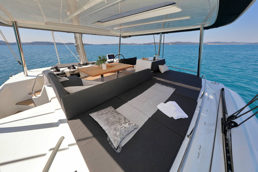Katamaran Lagoon 55 Champagne Please