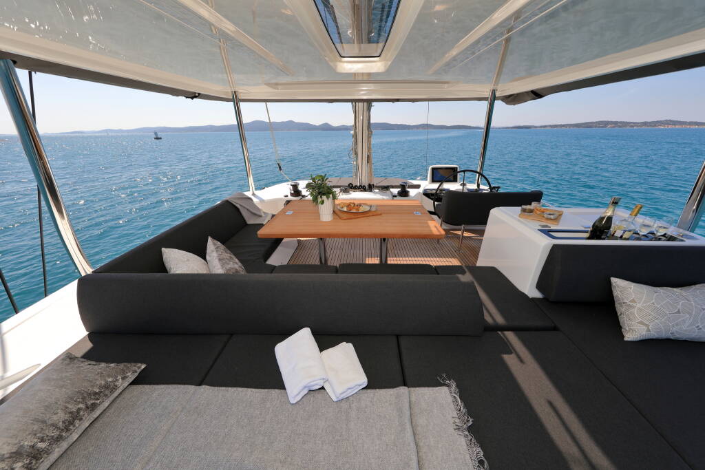 Katamaran Lagoon 55 Champagne Please