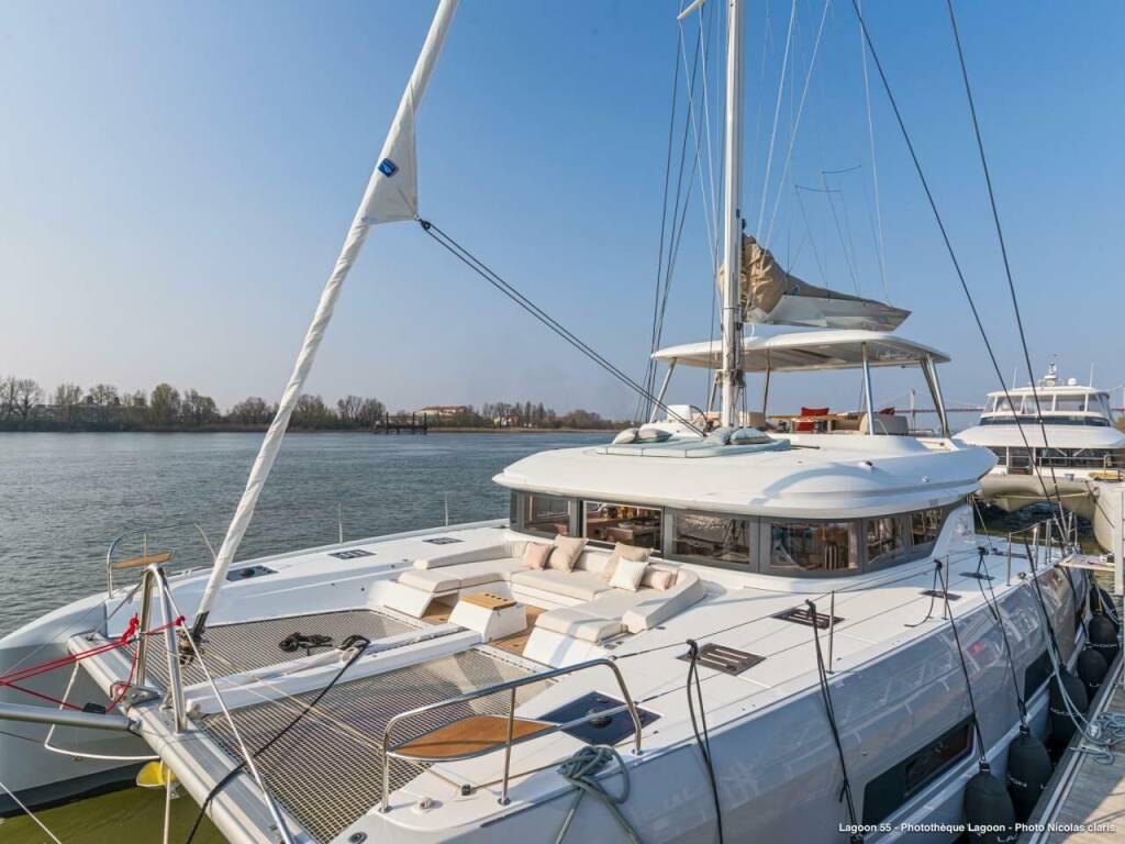 Katamaran Lagoon 55 New
