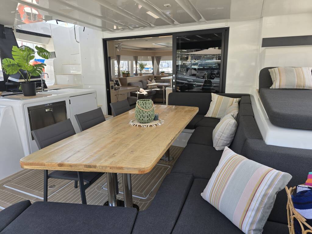 Lagoon 55 TriWing Carida