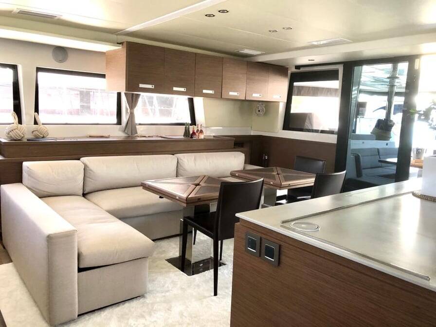 Catamaran Lagoon 620 Atlantis