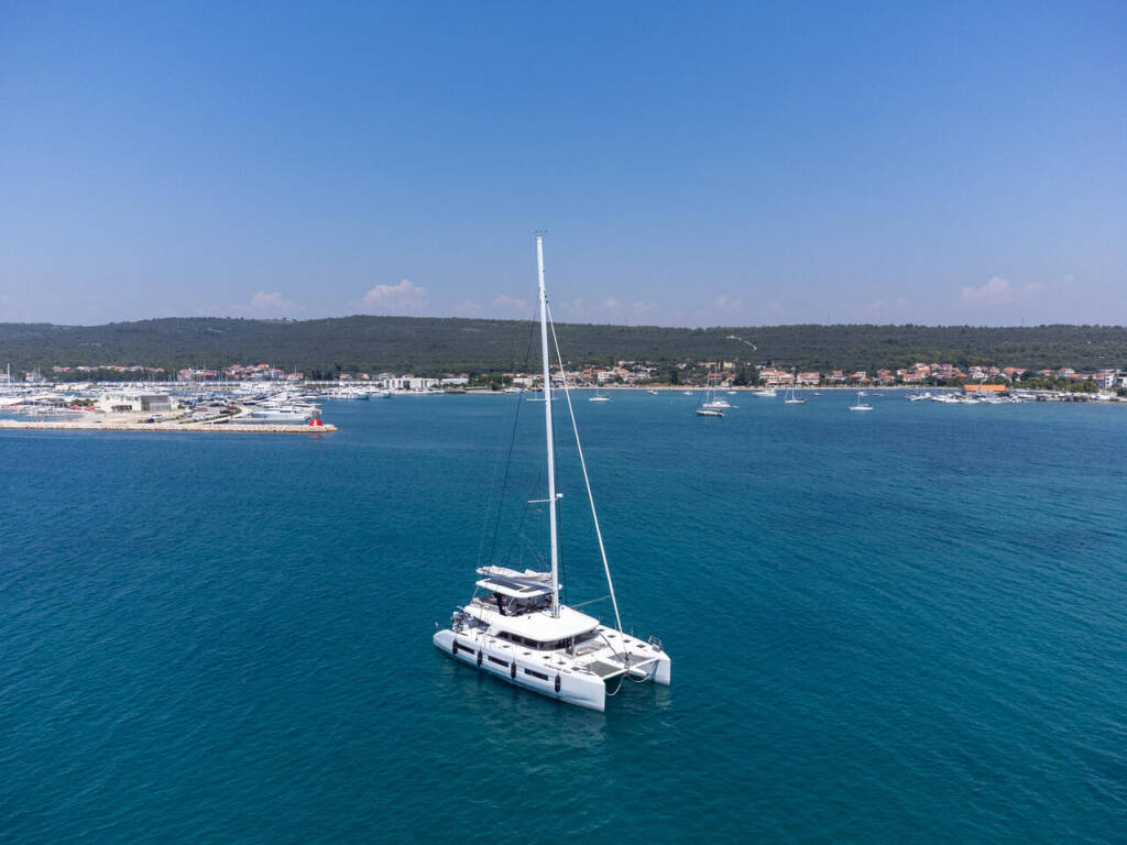 Catamaran Lagoon Sixty 5 Seaductive Orca