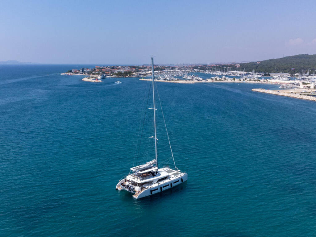 Catamaran Lagoon Sixty 5 Seaductive Orca