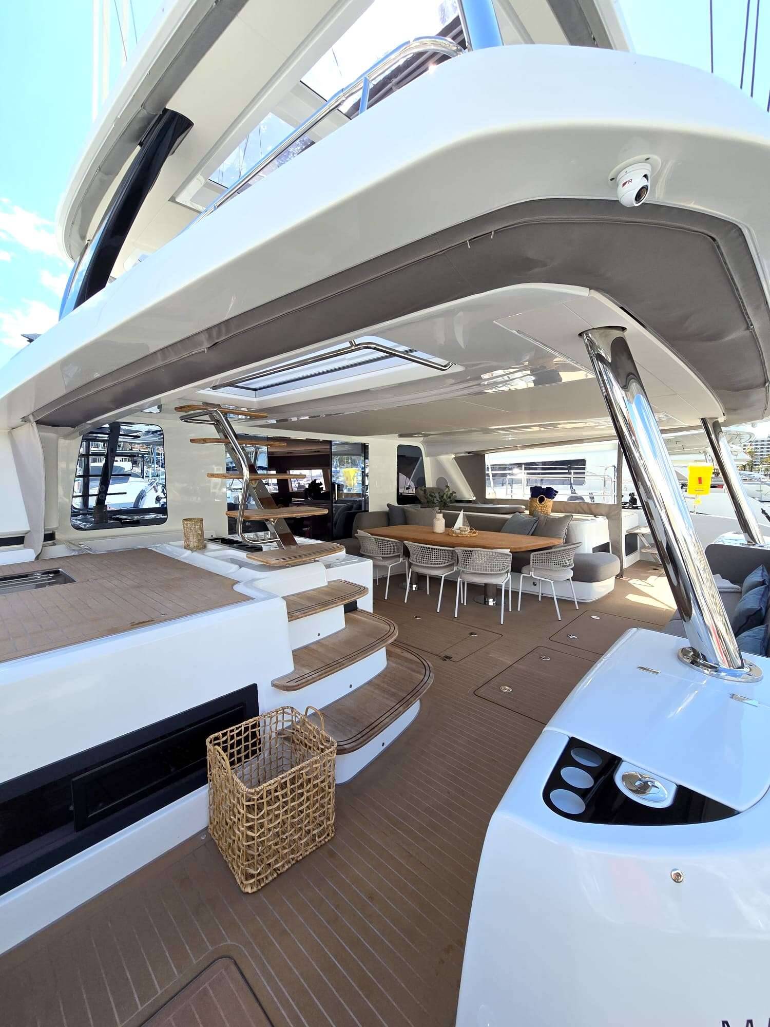 Lagoon Sixty 5 TriWing Endor