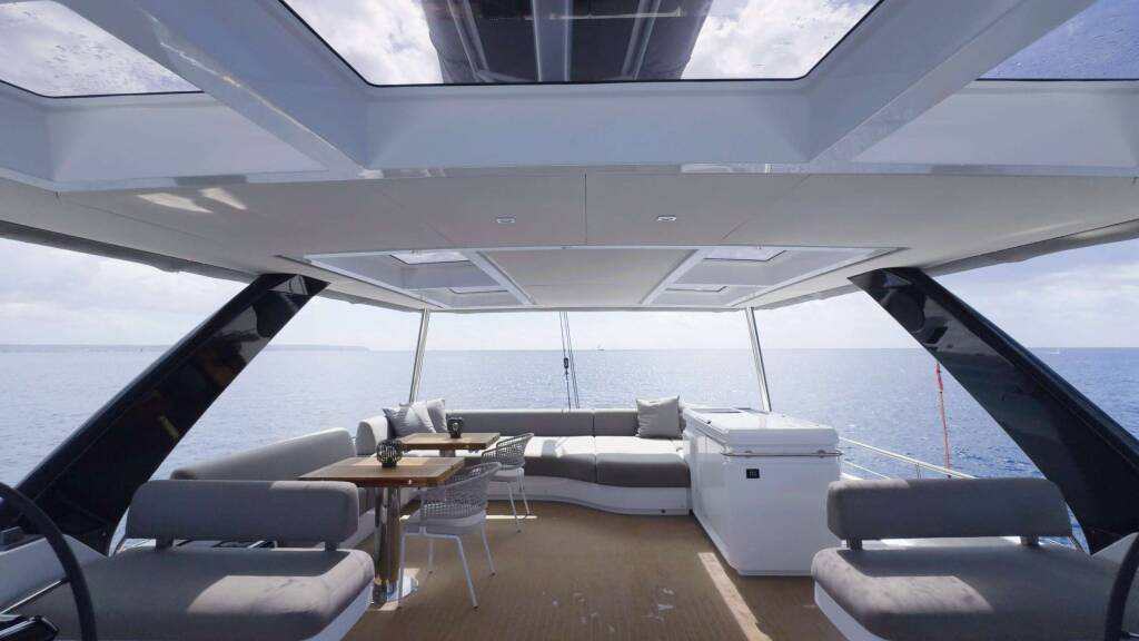 Lagoon Sixty 5 TriWing Endor