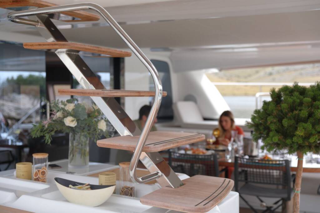 Power catamaran Lagoon Sixty 7 Mastermind