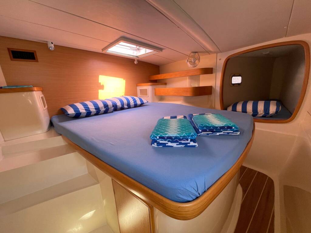 Katamaran Leopard 4300 Emocean