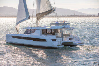 Katamaran Leopard 45 Tibouren