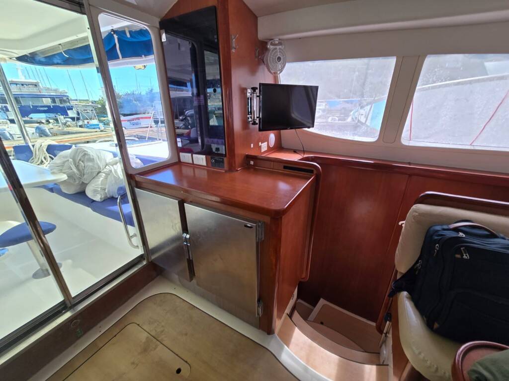 Leopard 46 Moko Jumbie