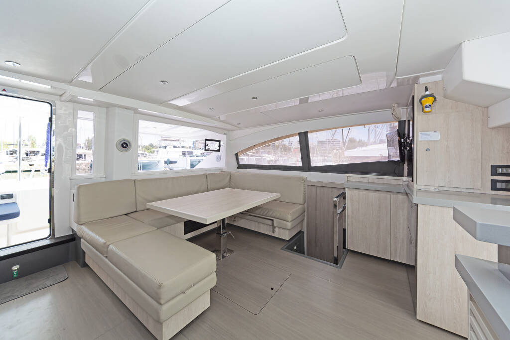 Catamaran Leopard 48 Satisfaction