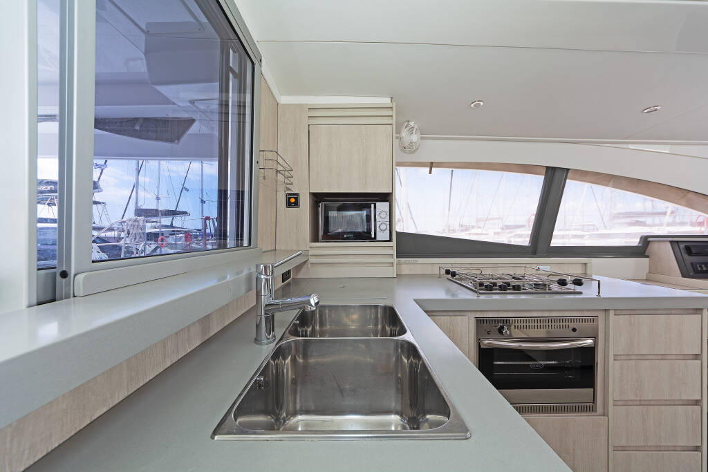 Catamaran Leopard 48 Satisfaction