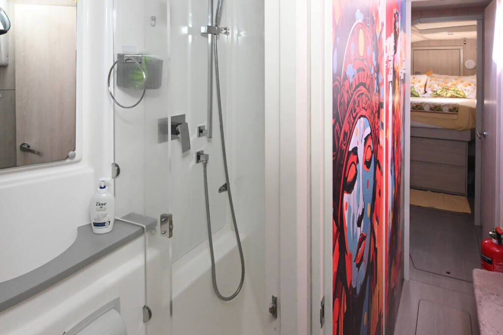 Leopard 51 PC Paradise Sea