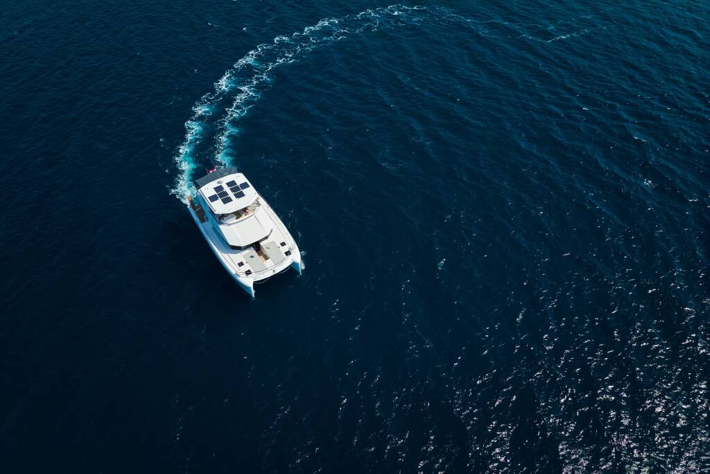 Power catamaran Leopard 53 - OW Good Vibes