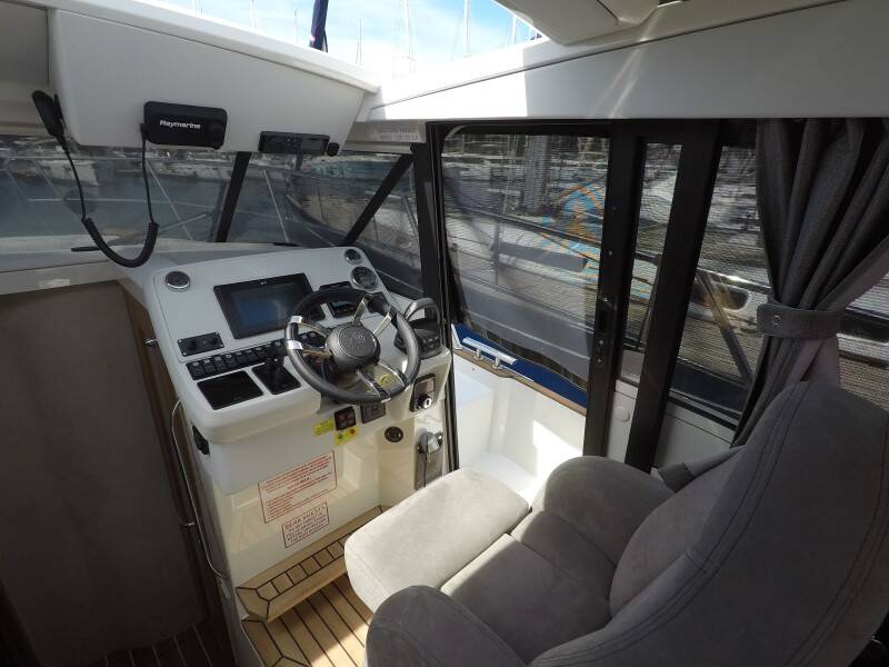 Marex 330 Scandinavia Malinkonija