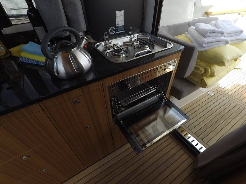 Marex 330 Scandinavia Malinkonija