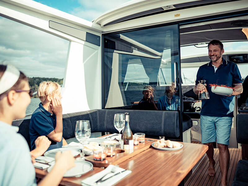 Marex 330 Scandinavia Malinkonija