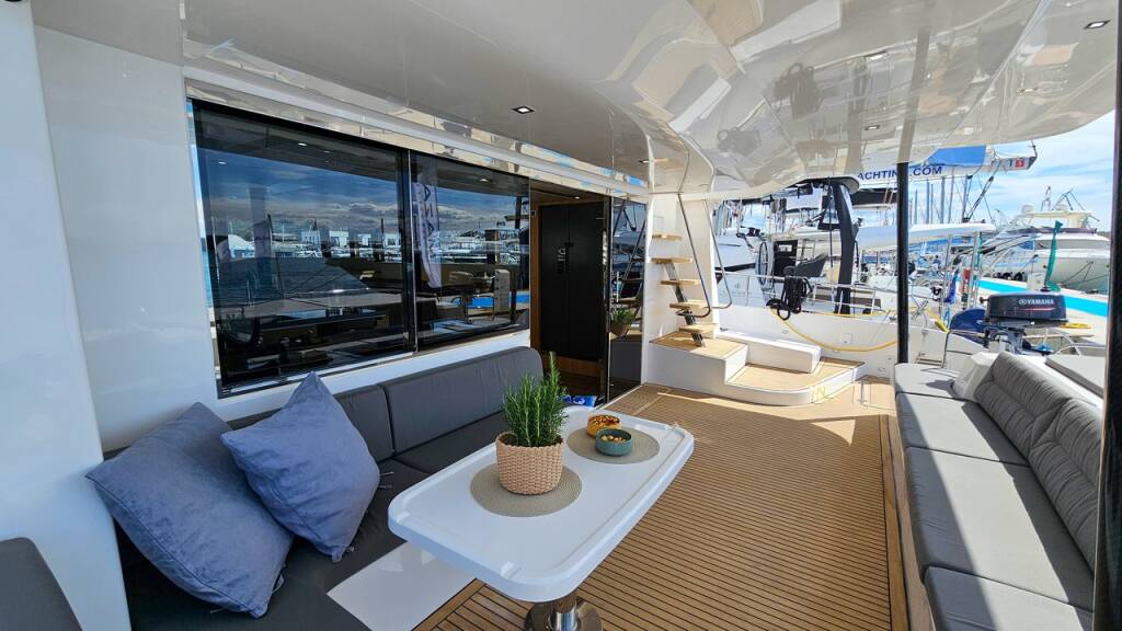 Catamaran Mazarin 55 October