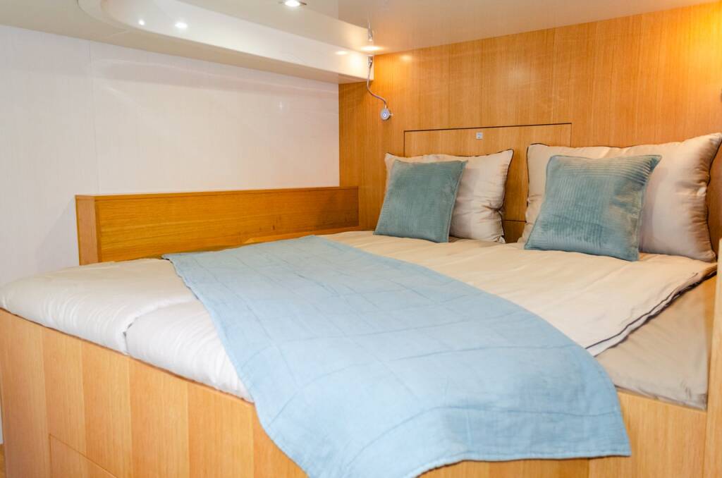 Catamaran Mazarin 55 October