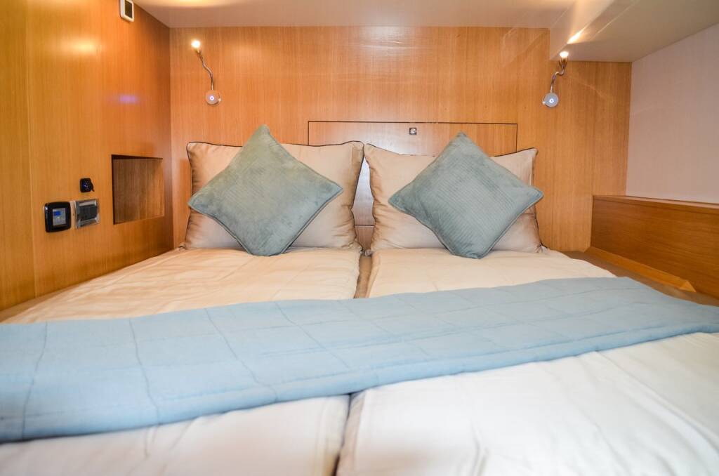 Catamaran Mazarin 55 October