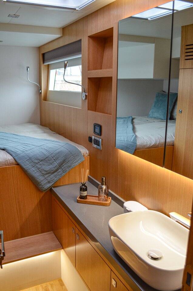 Catamaran Mazarin 55 October