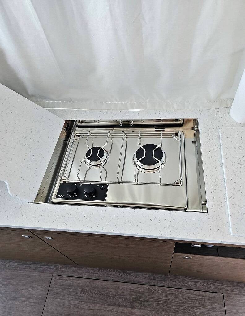 Merry Fisher 1095 Helios