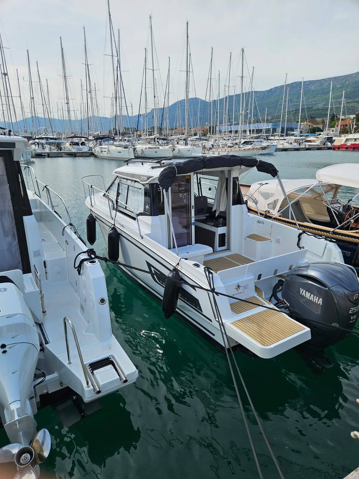 Motorboot Merry Fisher 795 Series 2* 