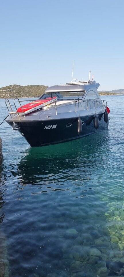 Motorboot Mirakul 30 Max 1