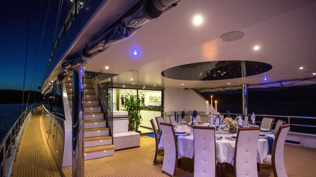 Luxury sailing yacht MS Custom Aurum Sky M/S Aurum Sky