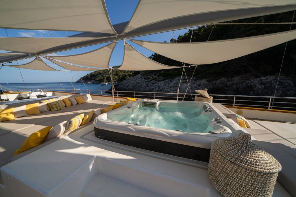 Luxus-Segelyacht M/S Dalmatino Dalmatino