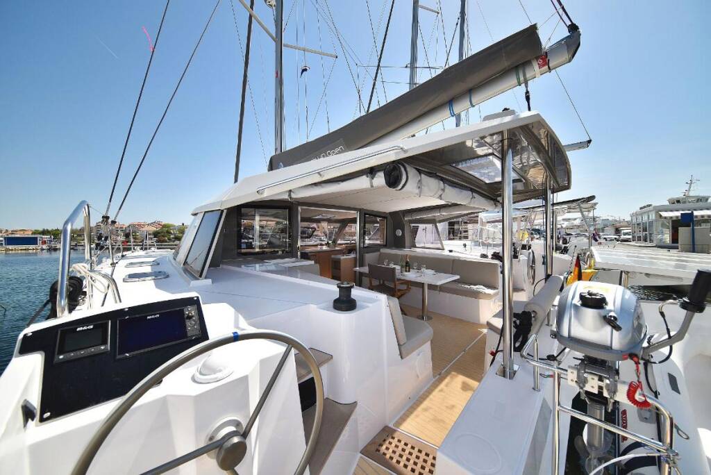 Katamaran Nautitech 40 open NEW Whale Symphony